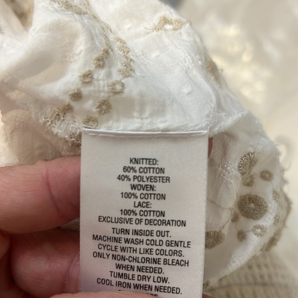 Style & Co. White Lace Trim Women's Top size medium petite. - Picture 8 of 8